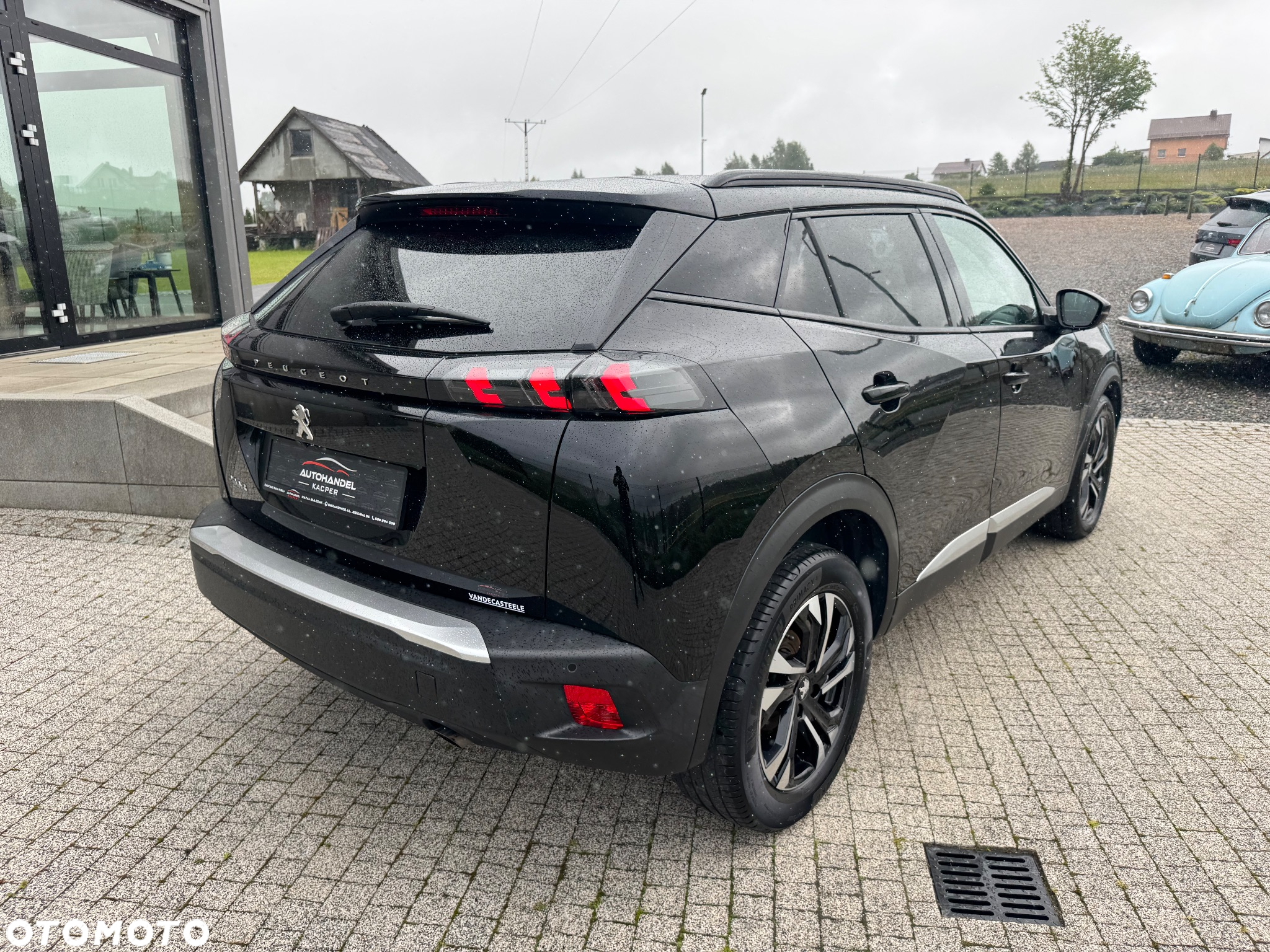 Peugeot 2008 1.5 BlueHDi Allure S&S - 7
