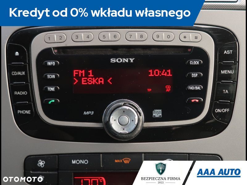 Ford Galaxy - 13