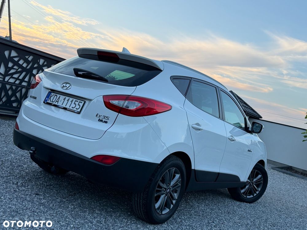 Hyundai ix35 1.7 CRDi 2WD blue Finale Gold - 14