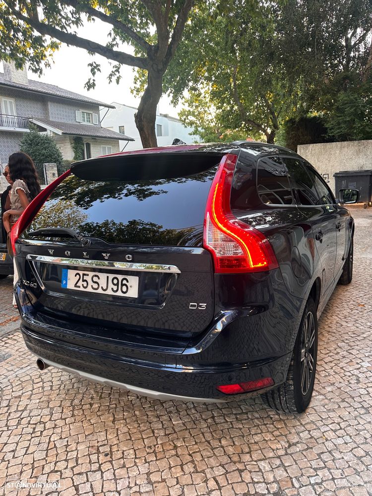 Volvo XC 60 2.0 D3 Dynamic Edition Geartronic - 4