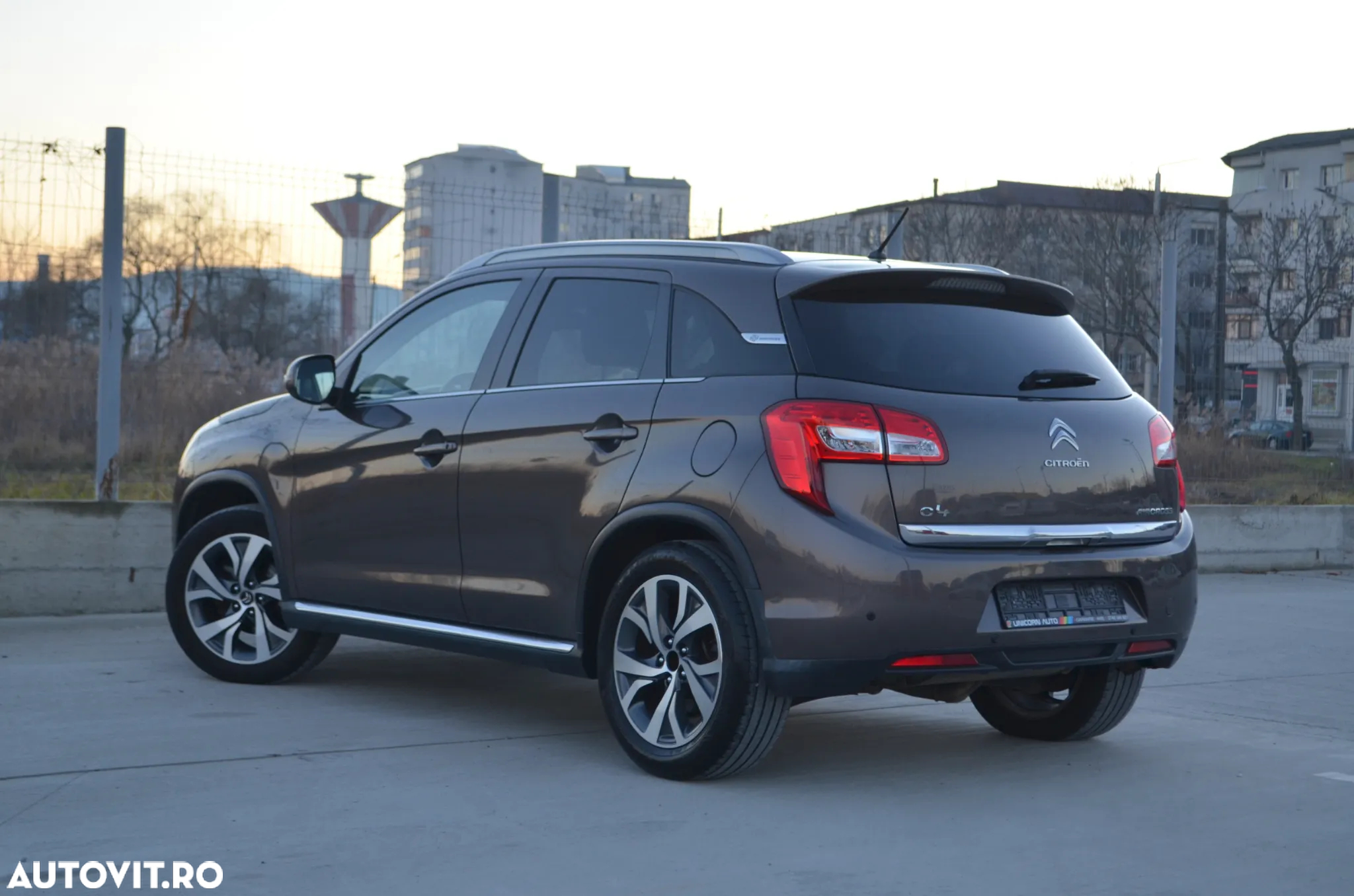 Citroën C4 Aircross - 4