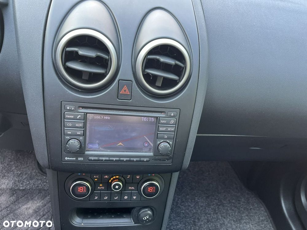Nissan Qashqai - 12