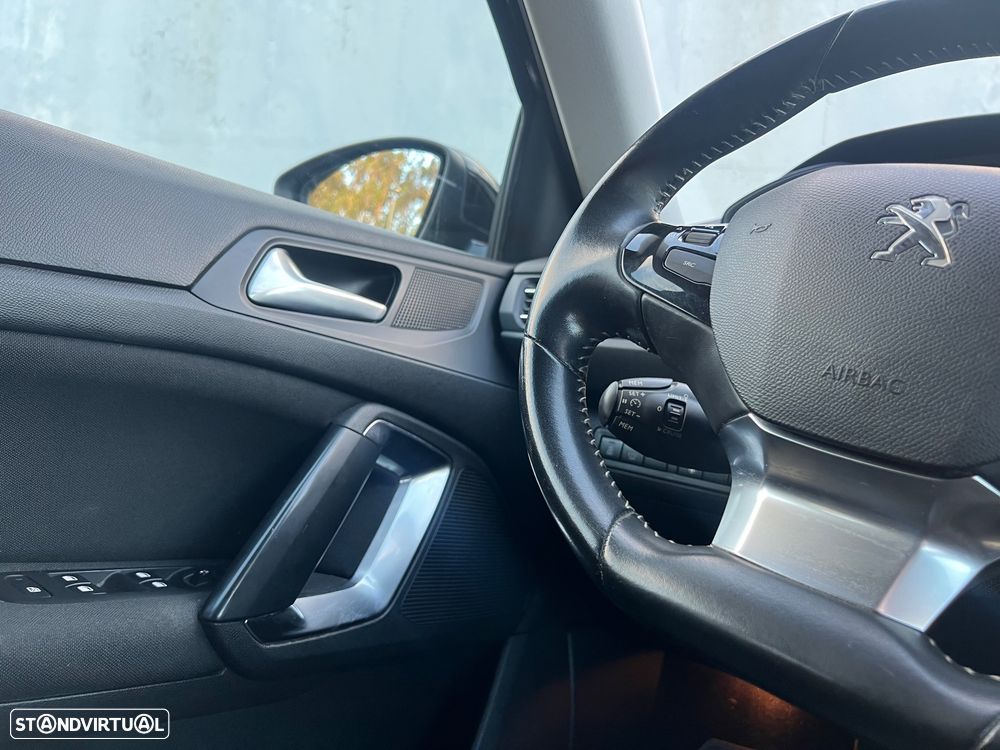 Peugeot 308 SW 1.6 BlueHDi Allure J17 - 23