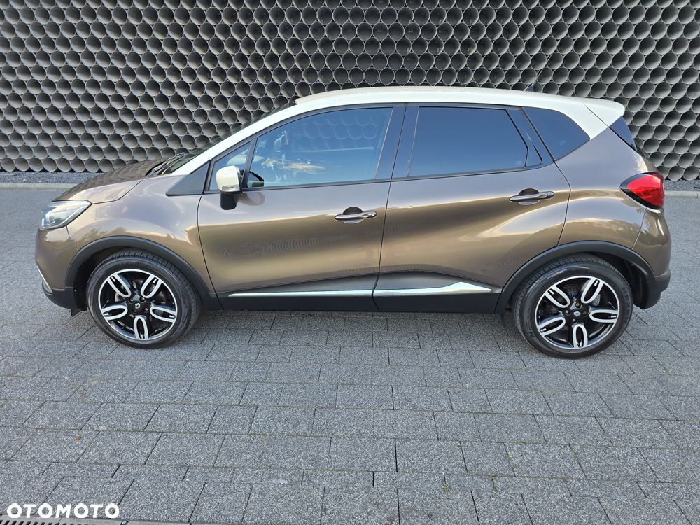 Renault Captur 1.2 TCe Helly Hansen EDC - 11