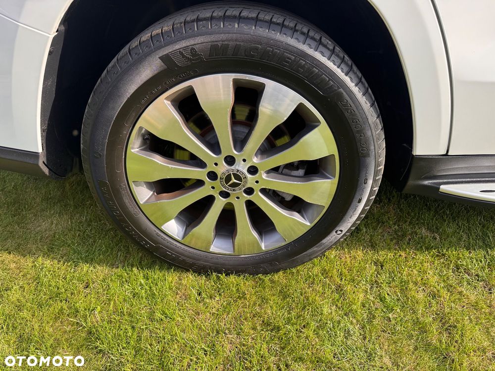 Mercedes-Benz GLS 400 4Matic 9G-TRONIC AMG Line - 20