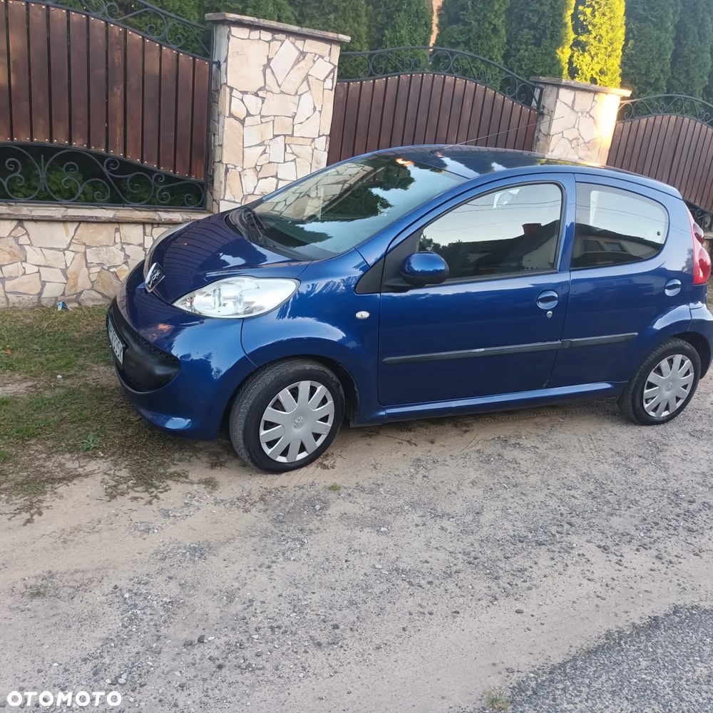 Peugeot 107 1.4 HDI Trendy - 1