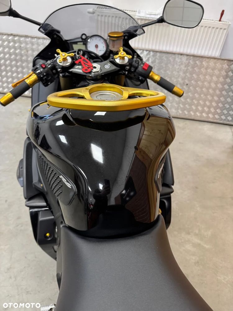 Yamaha R6 - 23