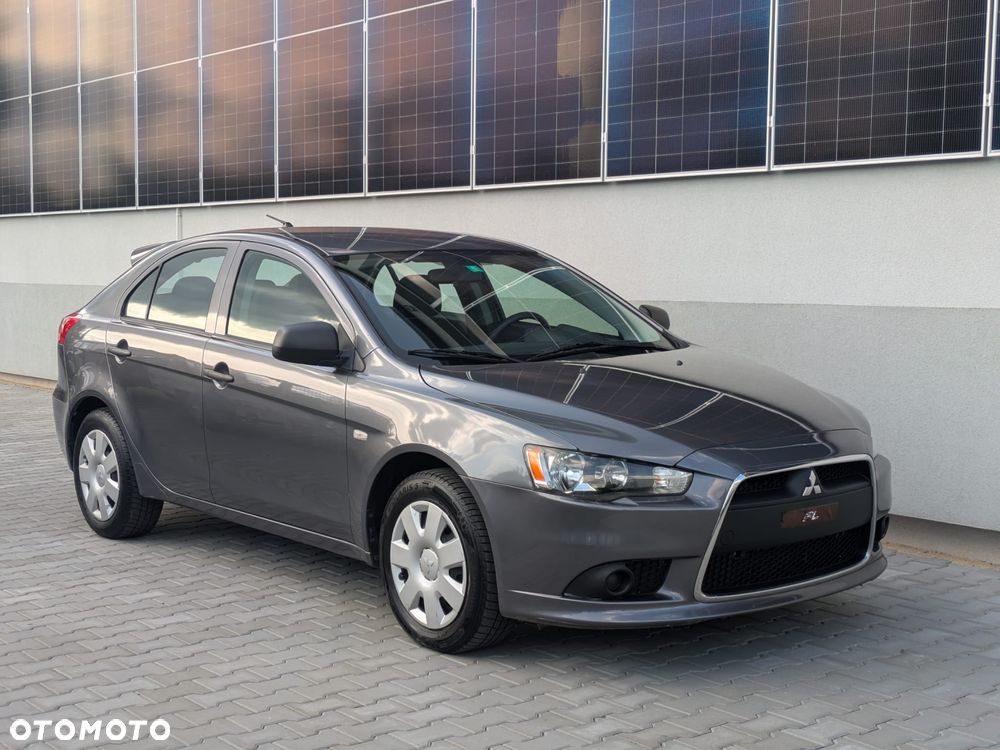 Mitsubishi Lancer - 9