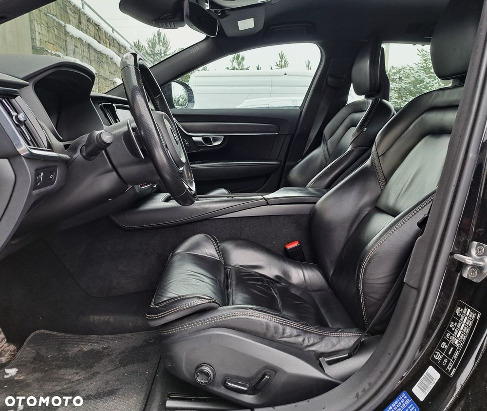 Volvo V90 Cross Country - 9