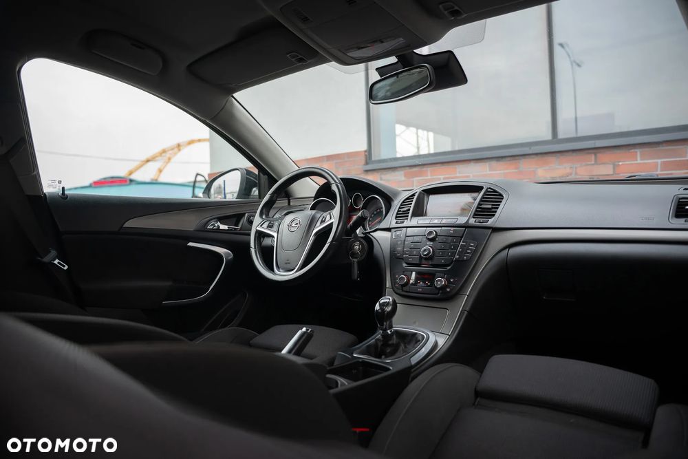 Opel Insignia 1.8 Sport - 27