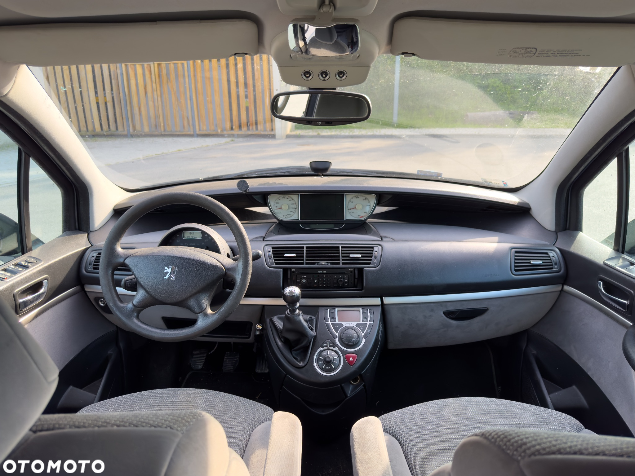 Peugeot 807 - 10