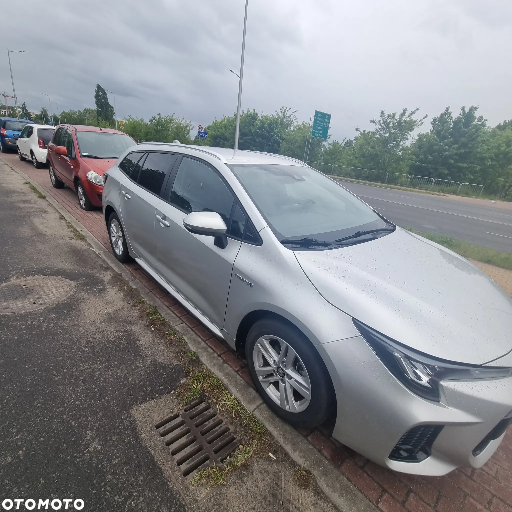 Suzuki Swace 1.8 Hybrid Premium Plus CVT - 6