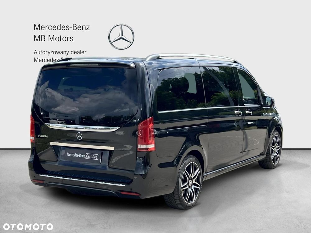 Mercedes-Benz Klasa V - 6