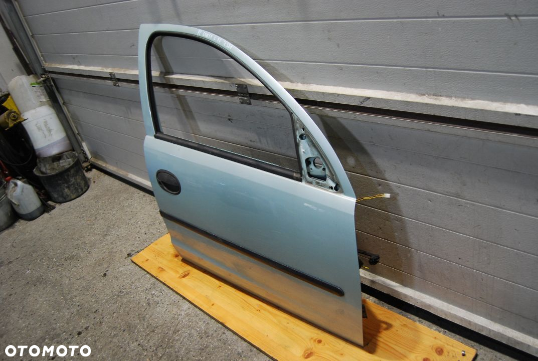 DRZWI PRAWY PRZÓD PRZEDNIE OPEL CORSA C Z388 5-DRZWI - 3