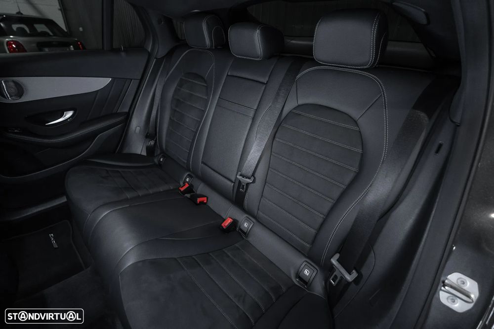 Mercedes-Benz GLC 300 e Coupé 4Matic - 28