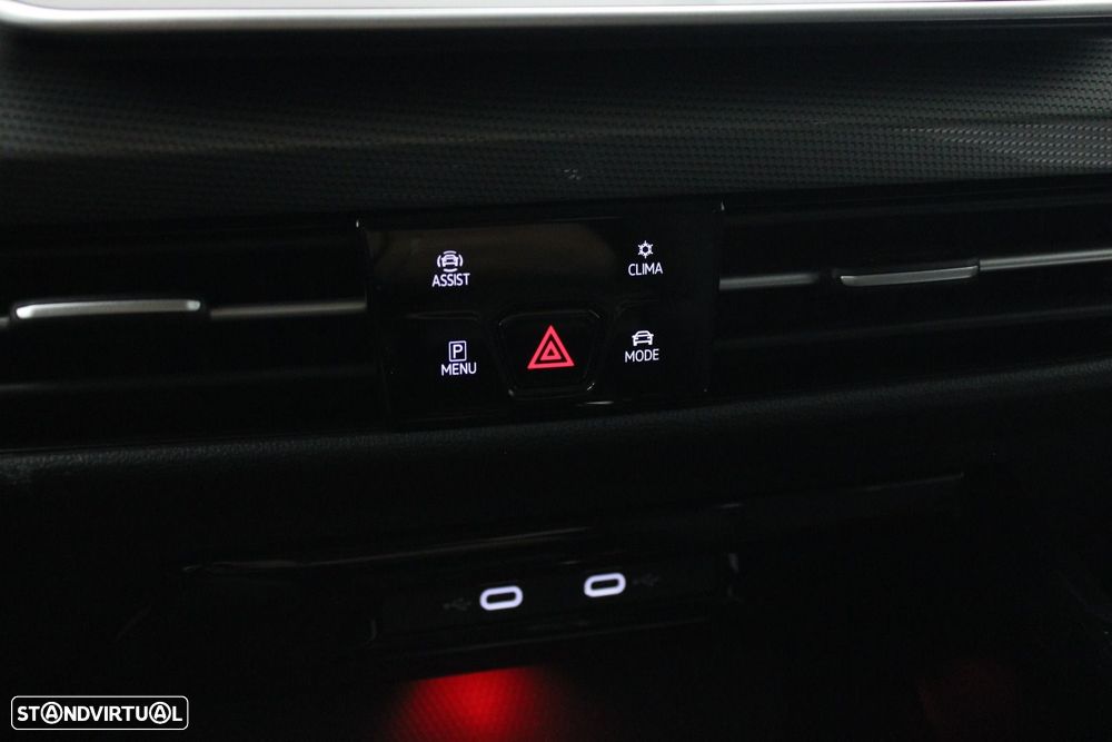 VW Golf 1.5 TSI e-Hybrid Style DSG - 26