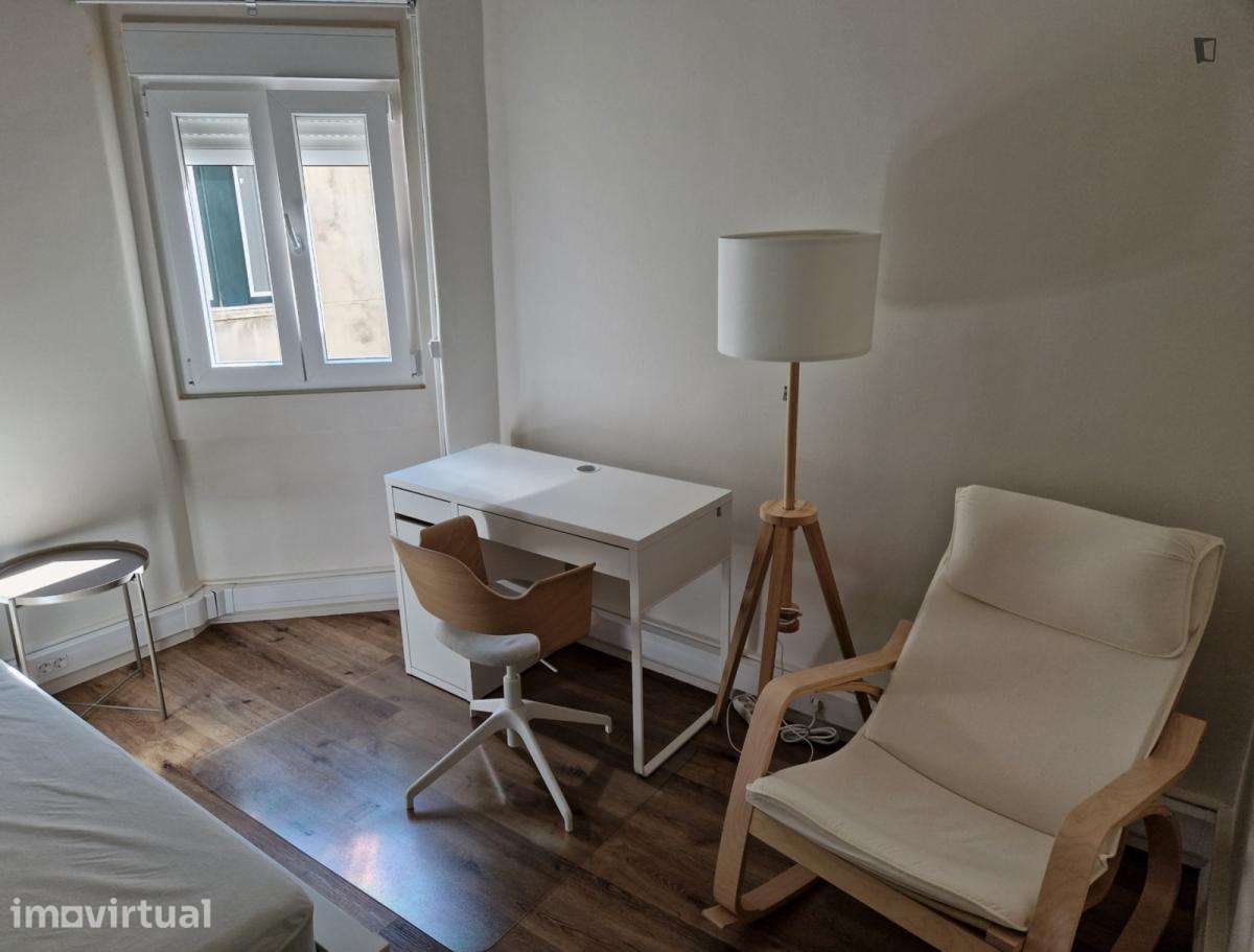 Quarto - localizado em Arroios Lisbon - Grande imagem: 3/7