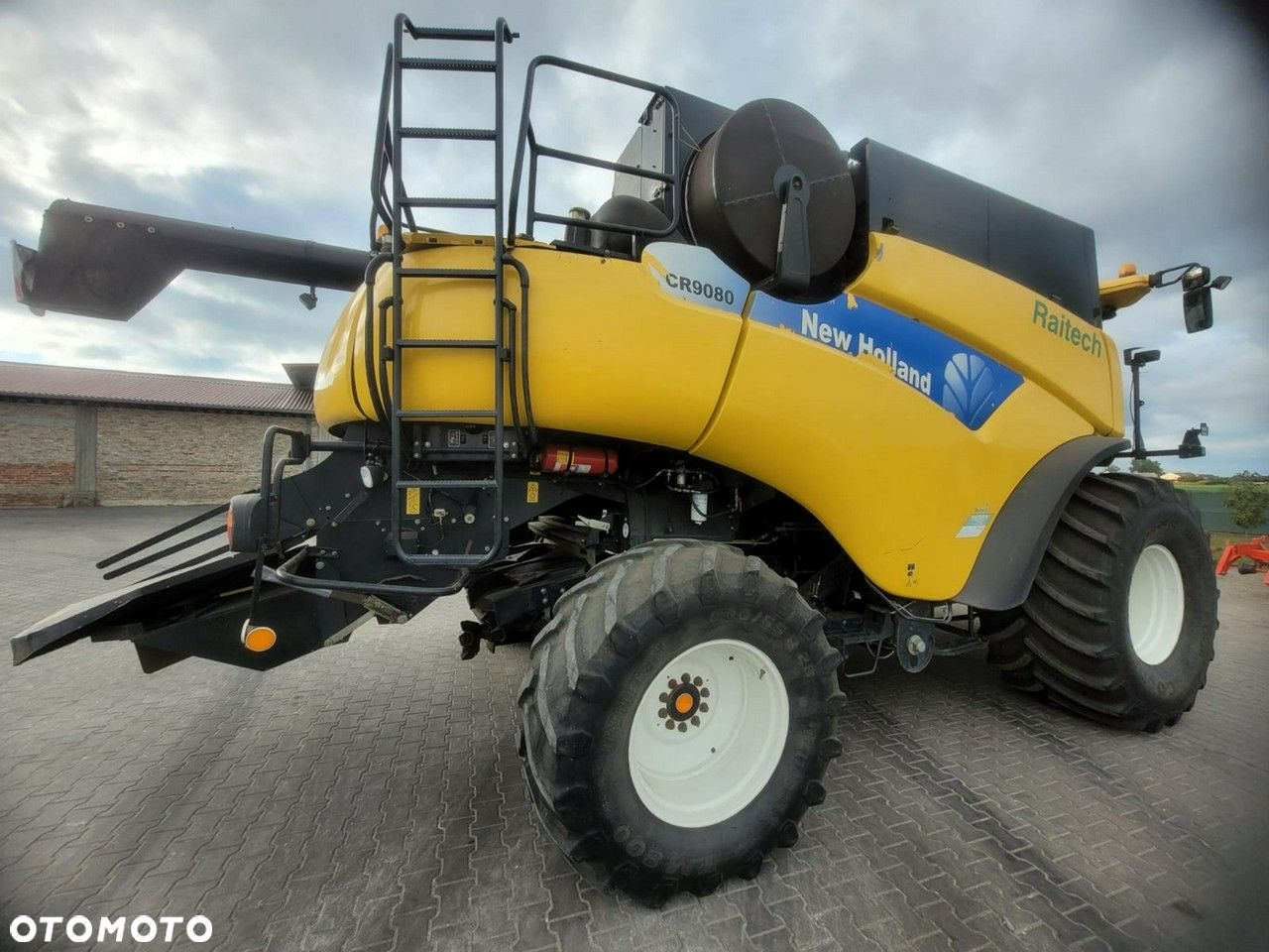 New Holland - 3