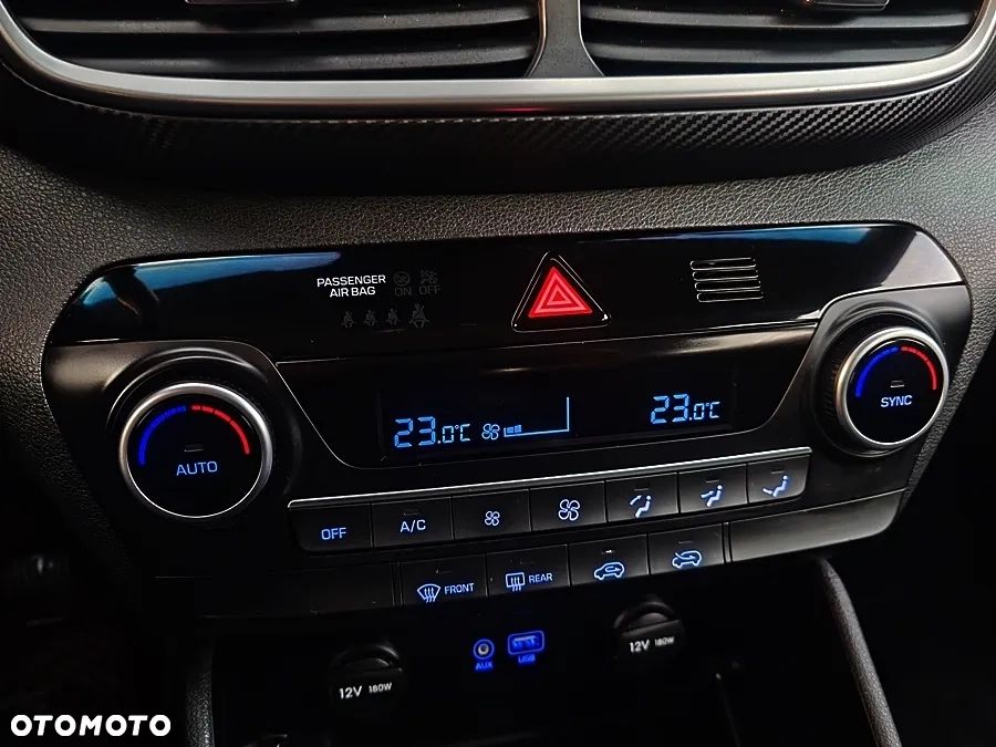 Hyundai Tucson 1.6 GDi 2WD Select - 24