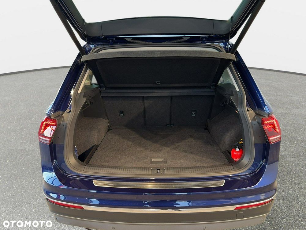 Volkswagen Tiguan - 17
