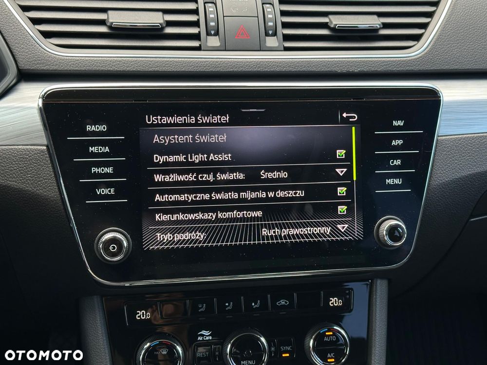 Skoda Superb 2.0 TDI Ambition - 25