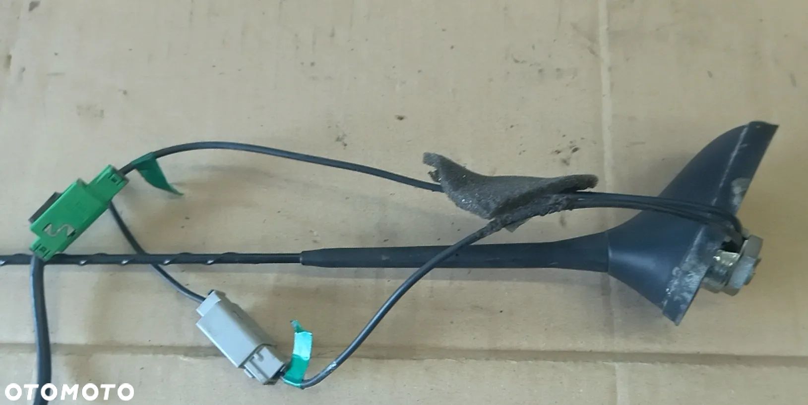 Citroen C4 Picasso I C5 III X7 antena radiowa - 1