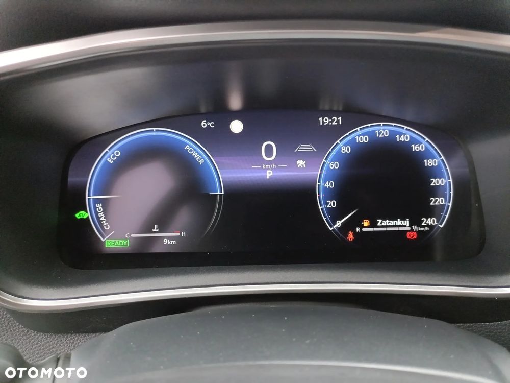 Toyota Corolla 1.8 Hybrid Comfort - 18