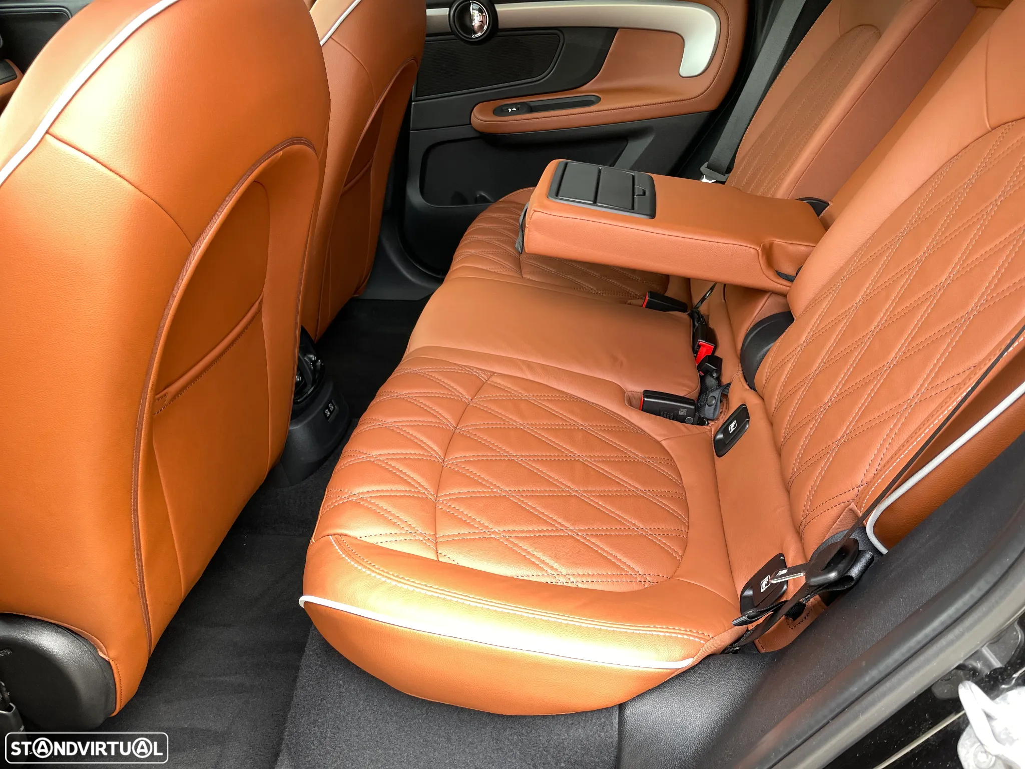 MINI Countryman Cooper SE ALL4 Auto - 29