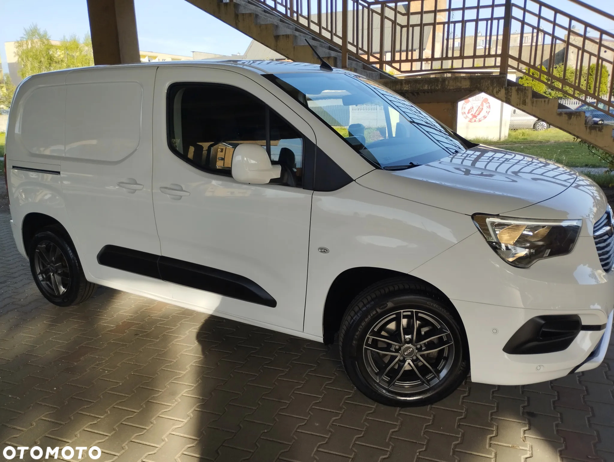 Opel COMBO - 9
