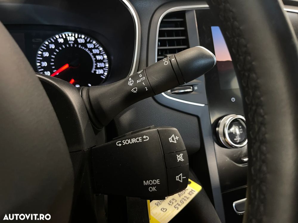 Renault Megane TCe 140 GPF Zen - 23