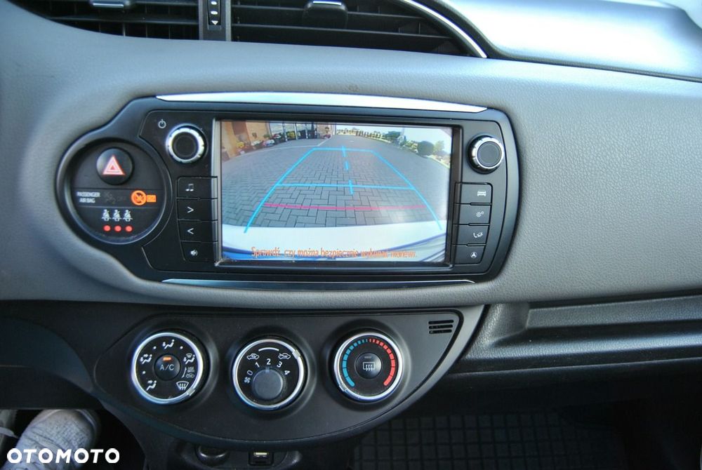 Toyota Yaris - 7