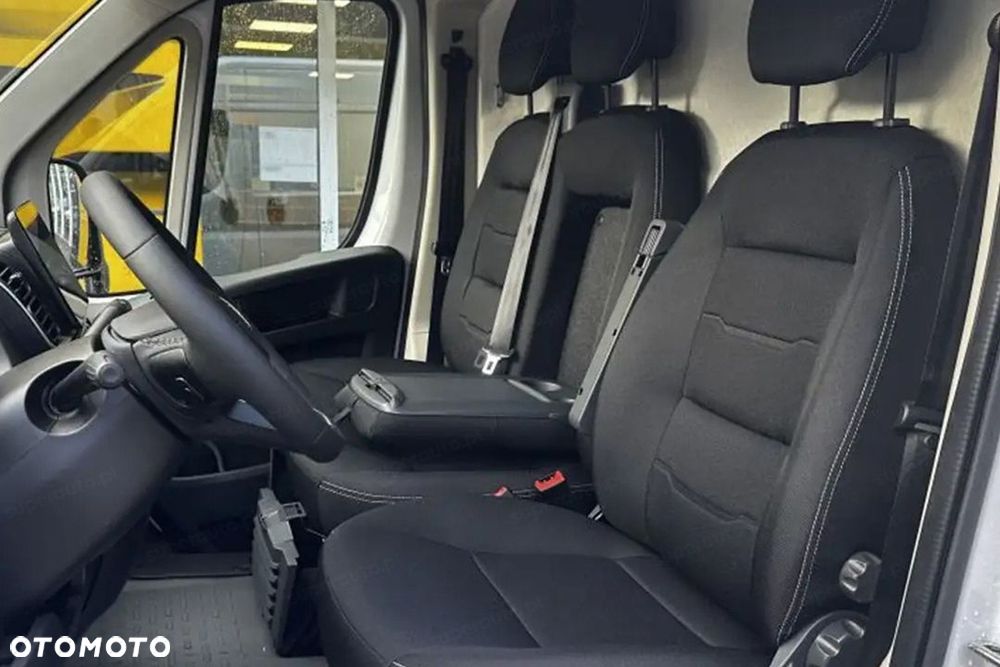 Opel Movano Heavy L4H2 2.2 180KM - 12