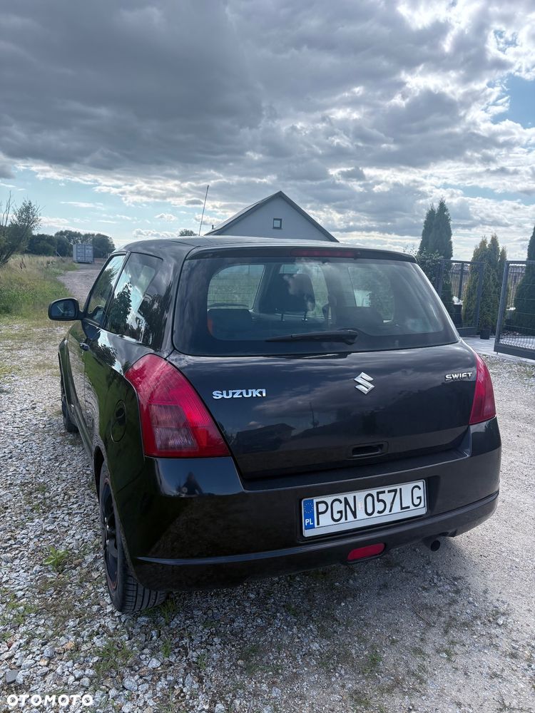 Suzuki Swift - 7