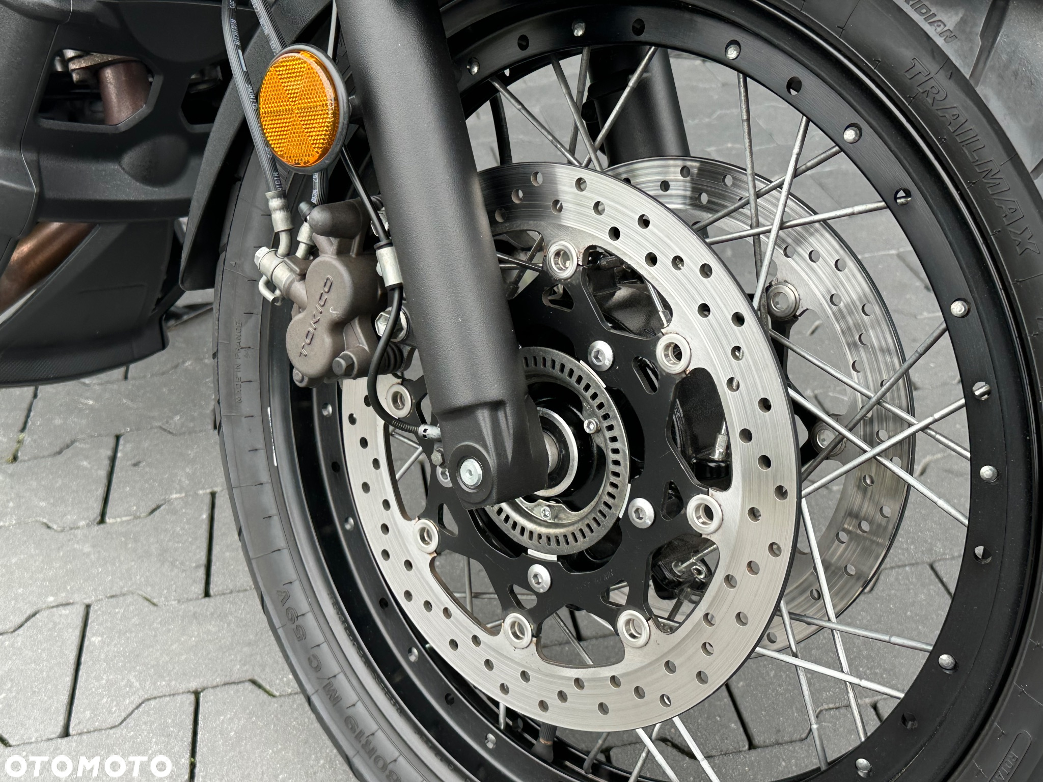 Suzuki V-STROM - 19