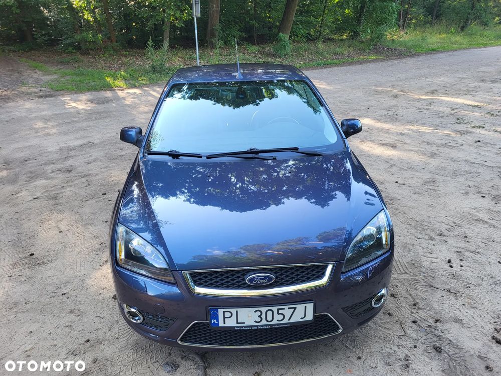 Ford Focus 2.0 16V Titanium - 1