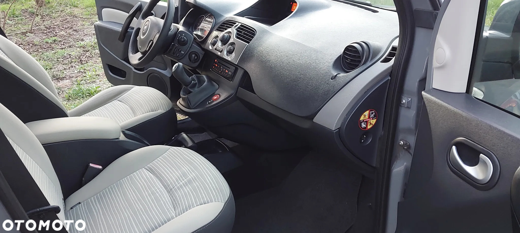 Renault Kangoo 1.6 16V 105 Happy Family - 12