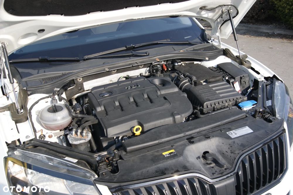 Skoda Superb 2.0 TDI Ambition - 8