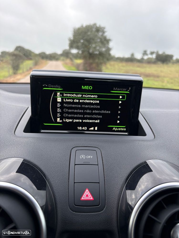 Audi A1 Sportback 1.6 TDI Sport S tronic - 27