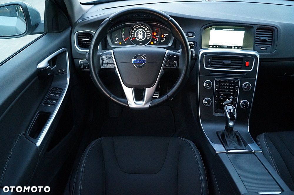 Volvo V60 D4 Geartronic Summum - 21