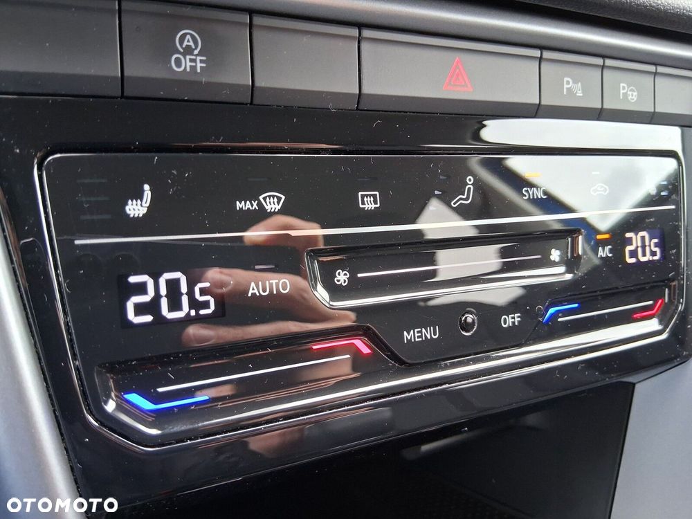 Volkswagen T-Roc 1.5 TSI Special Edition - 20