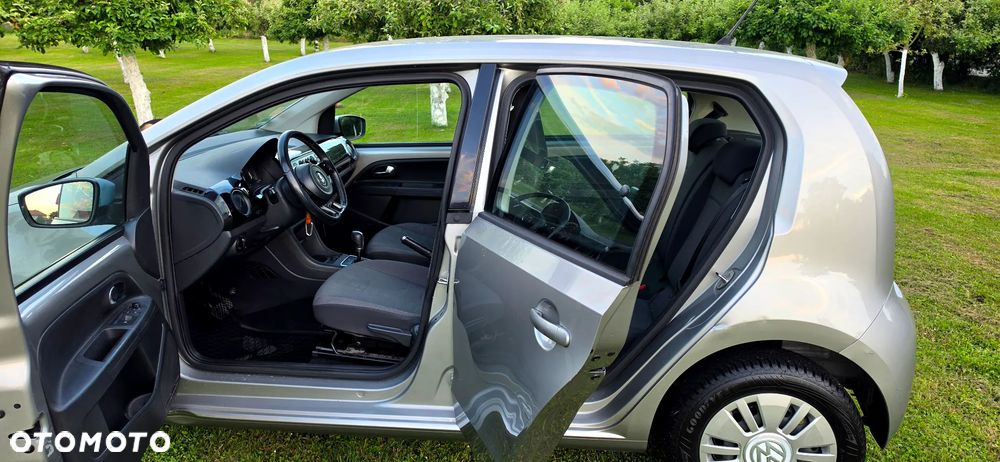 Volkswagen up! 1.0 high Perfectline - 15