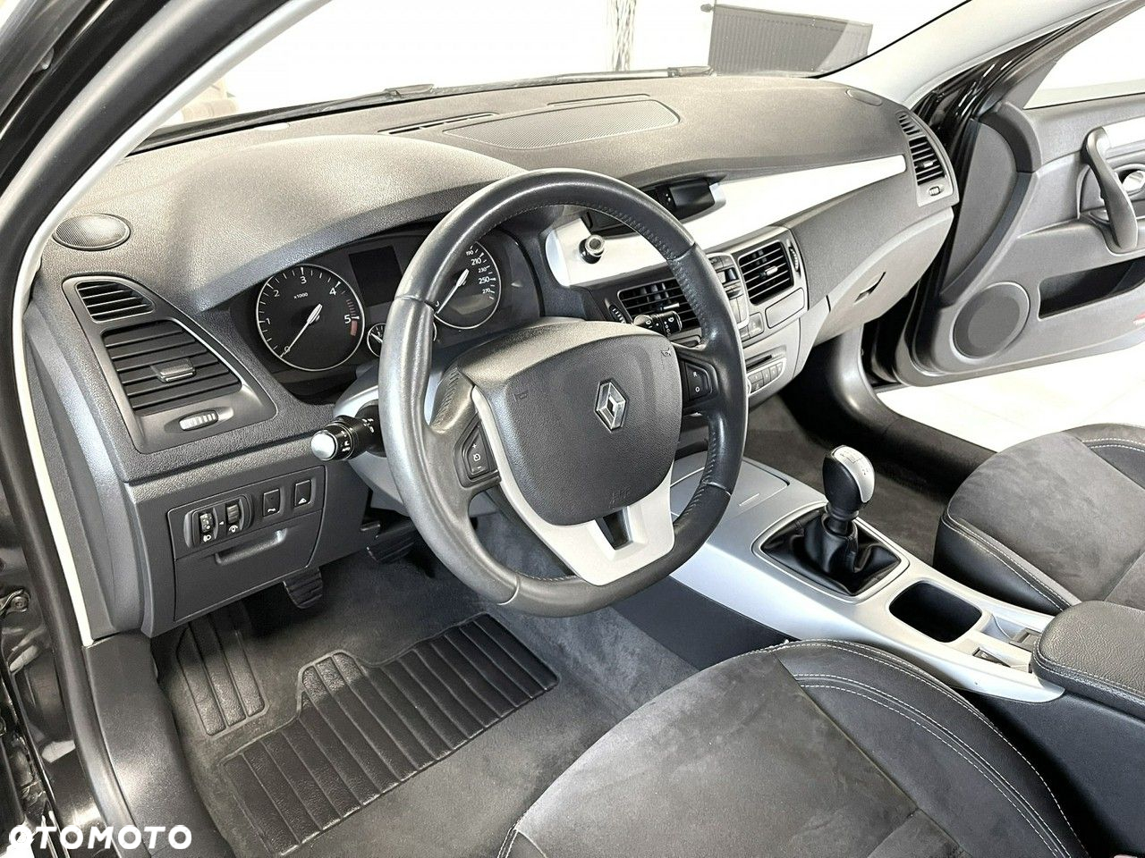Renault Laguna 2.0 DCi Dynamique - 22