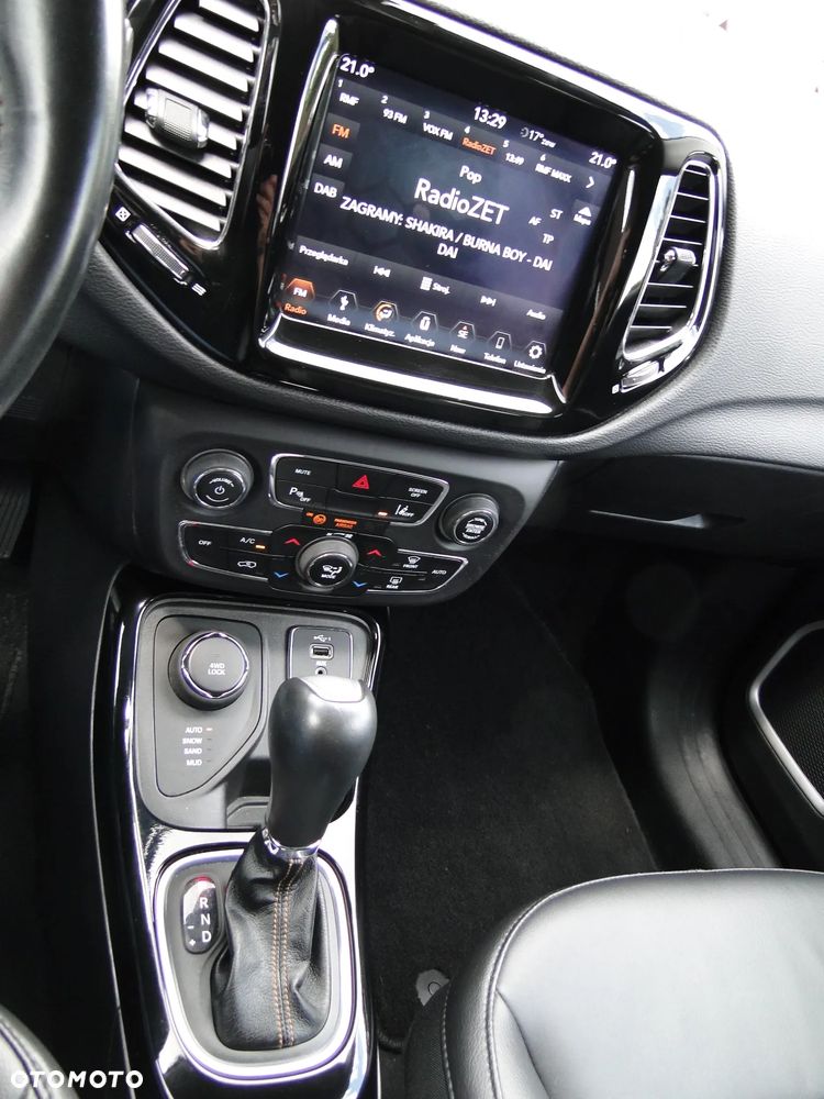 Jeep Compass 1.4 TMair Limited 4WD S&S - 22