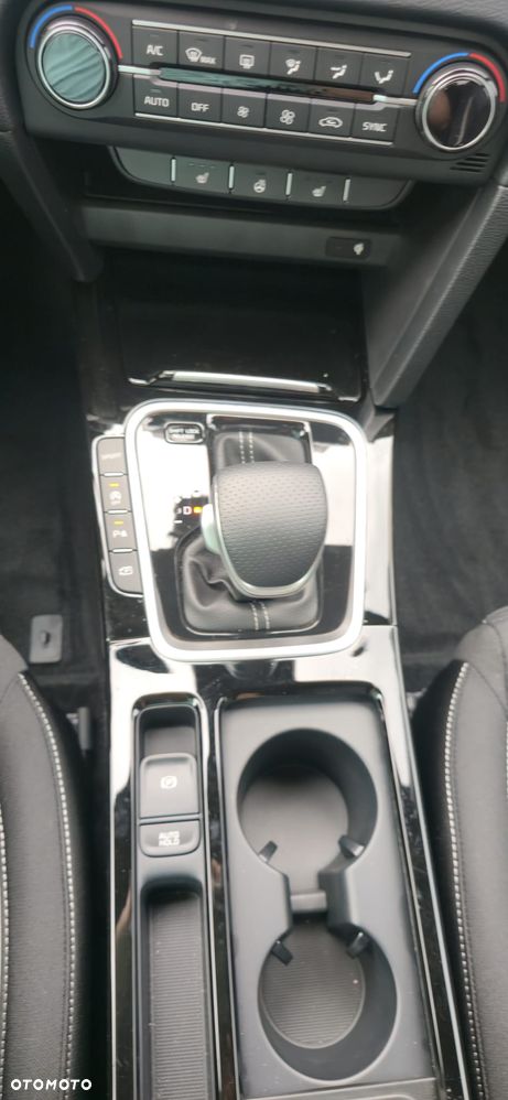 Kia Ceed 1.5 T-GDI DCT7 OPF GT Line - 24