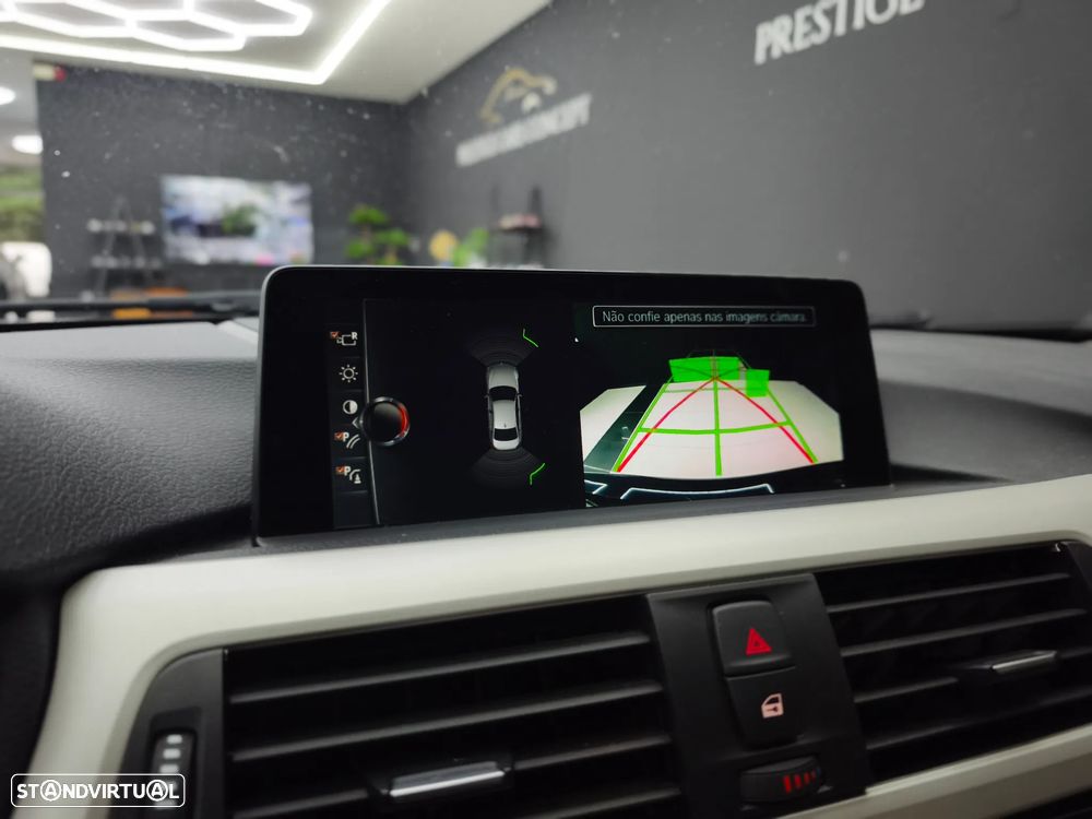 BMW 330 e iPerformance Line Luxury Purity - 39