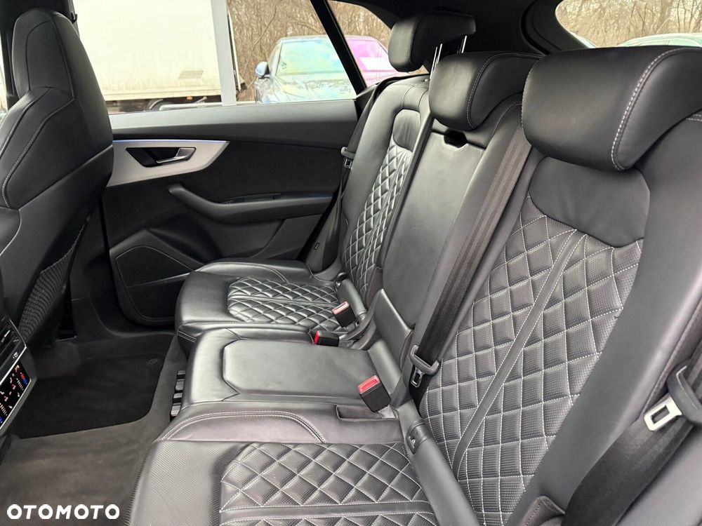 Audi Q8 - 29