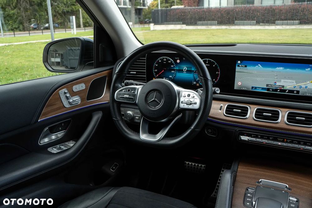 Mercedes-Benz GLE 300 d 4Matic 9G-TRONIC AMG Line - 20