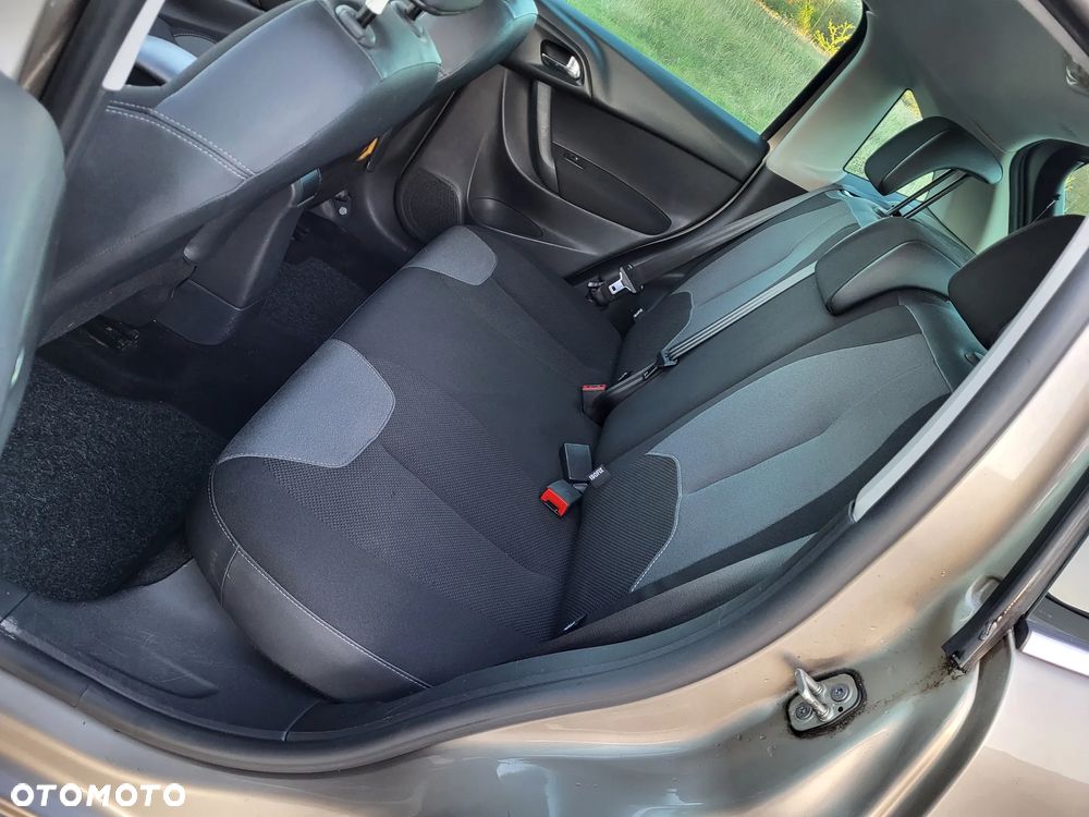 Citroën C3 VTi 120 Exclusive - 18