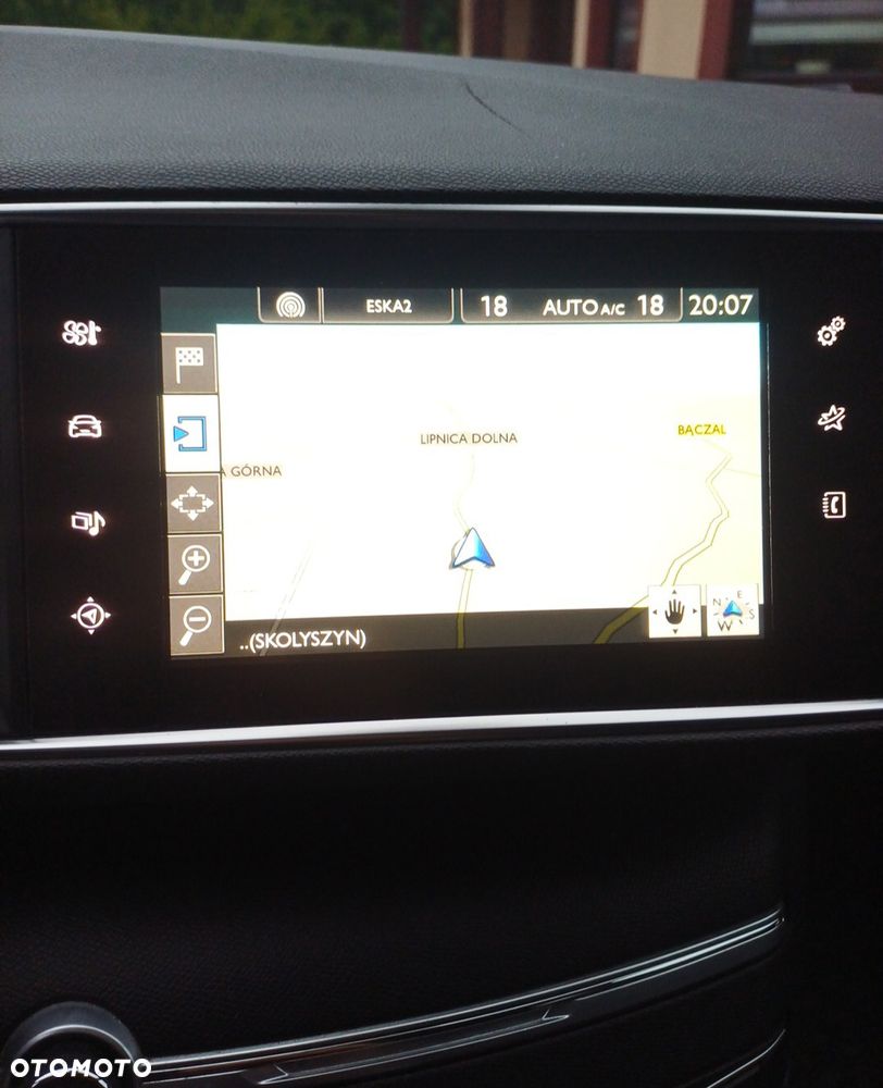 Peugeot 308 1.2 PureTech Allure S&S - 17