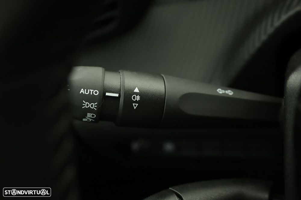 Peugeot e-208 50 kWh SE Style - 18